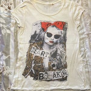 Guess Cream Tee with Red and Brown Heartbreaker Graphic